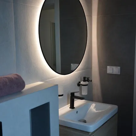 Byvanie Pri Parku, Lučenec